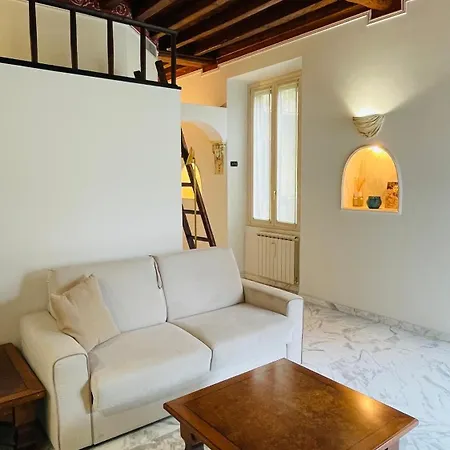 Charming Flat, Central And Close To Metro Milan Exterior photo