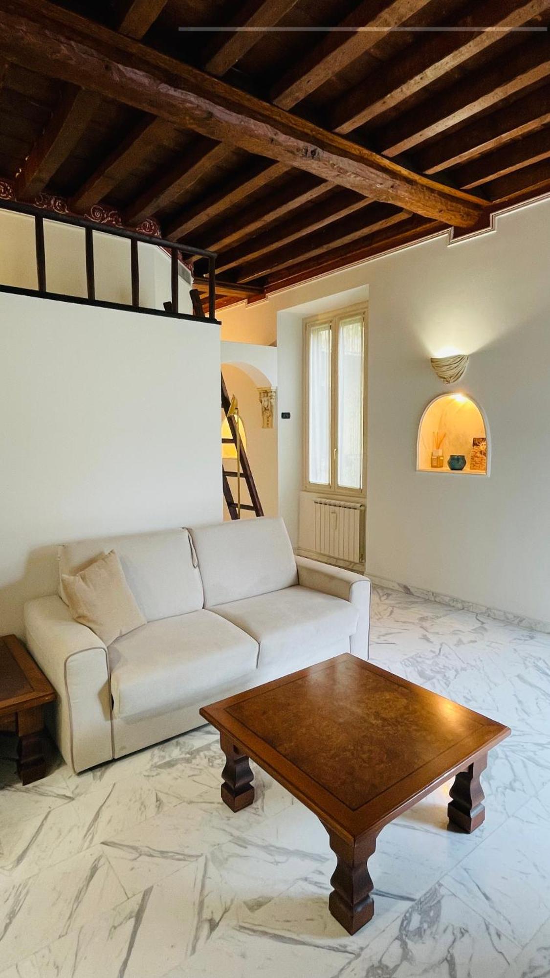 Charming Flat, And Close To Metro Apartment Mailand